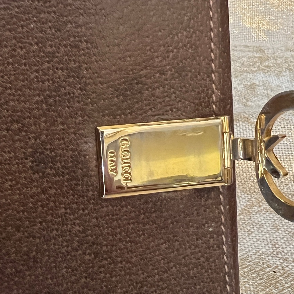 🤎 Authentic Gucci Wallet - Picture 5 of 11